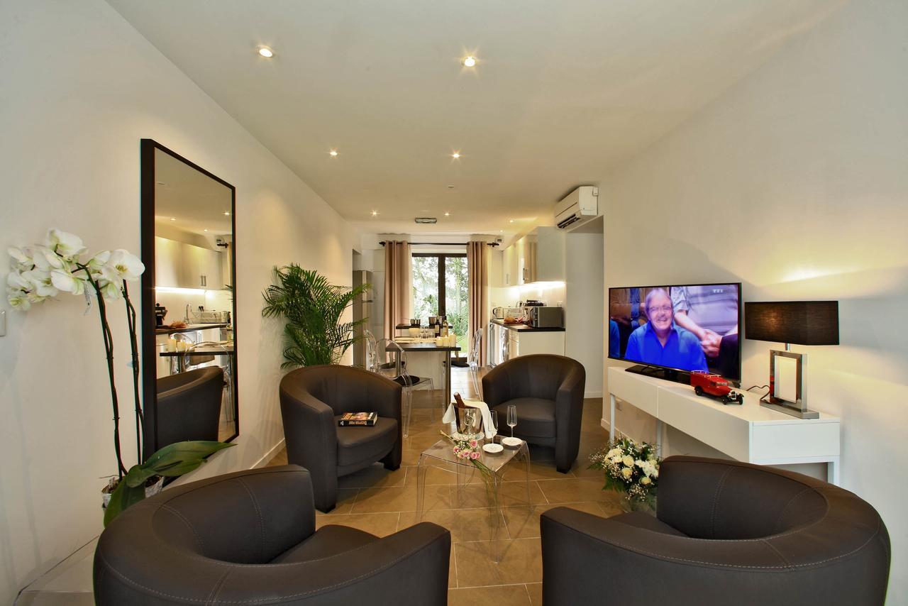 Les Jardins Du Porche Aparthotel Sarlat-la-Caneda Bagian luar foto